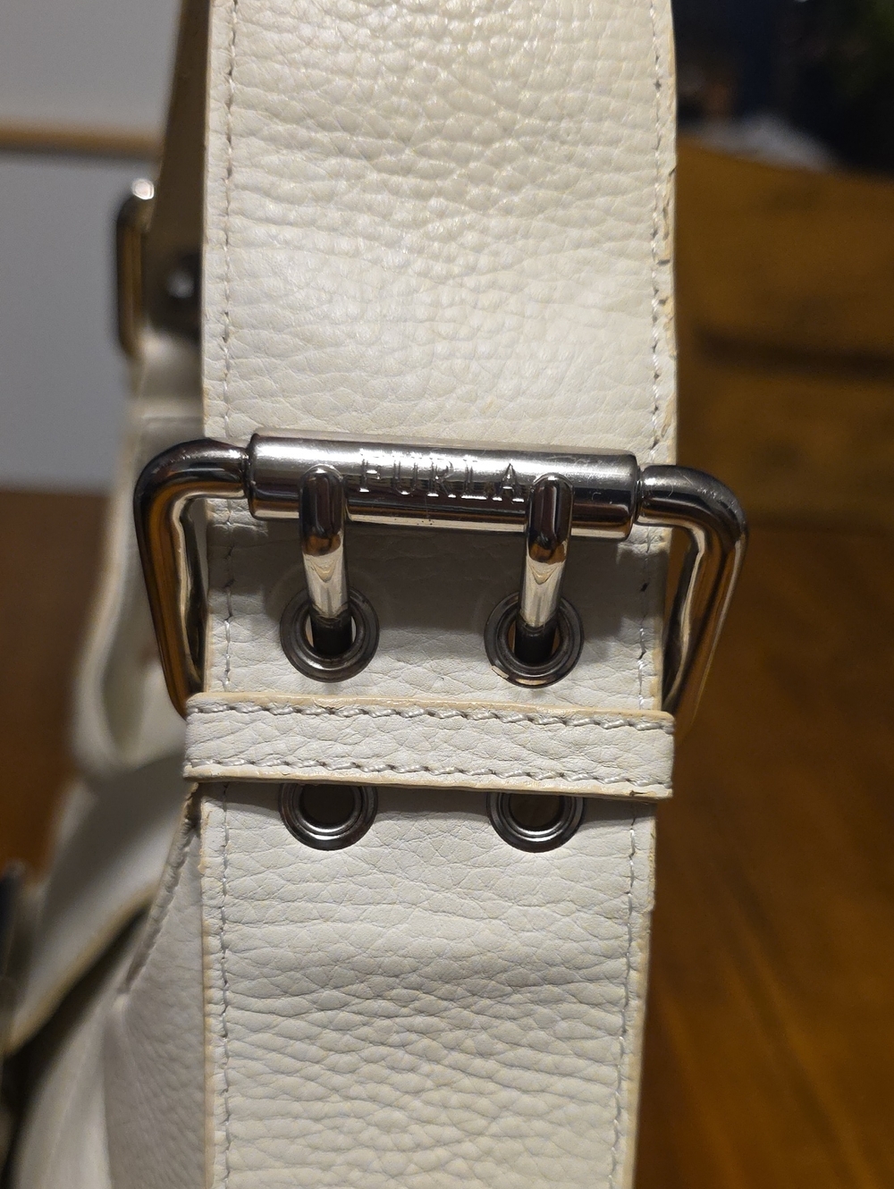 Furla Vintage grained leather hobo shoulder bag - Picture 4 of 16